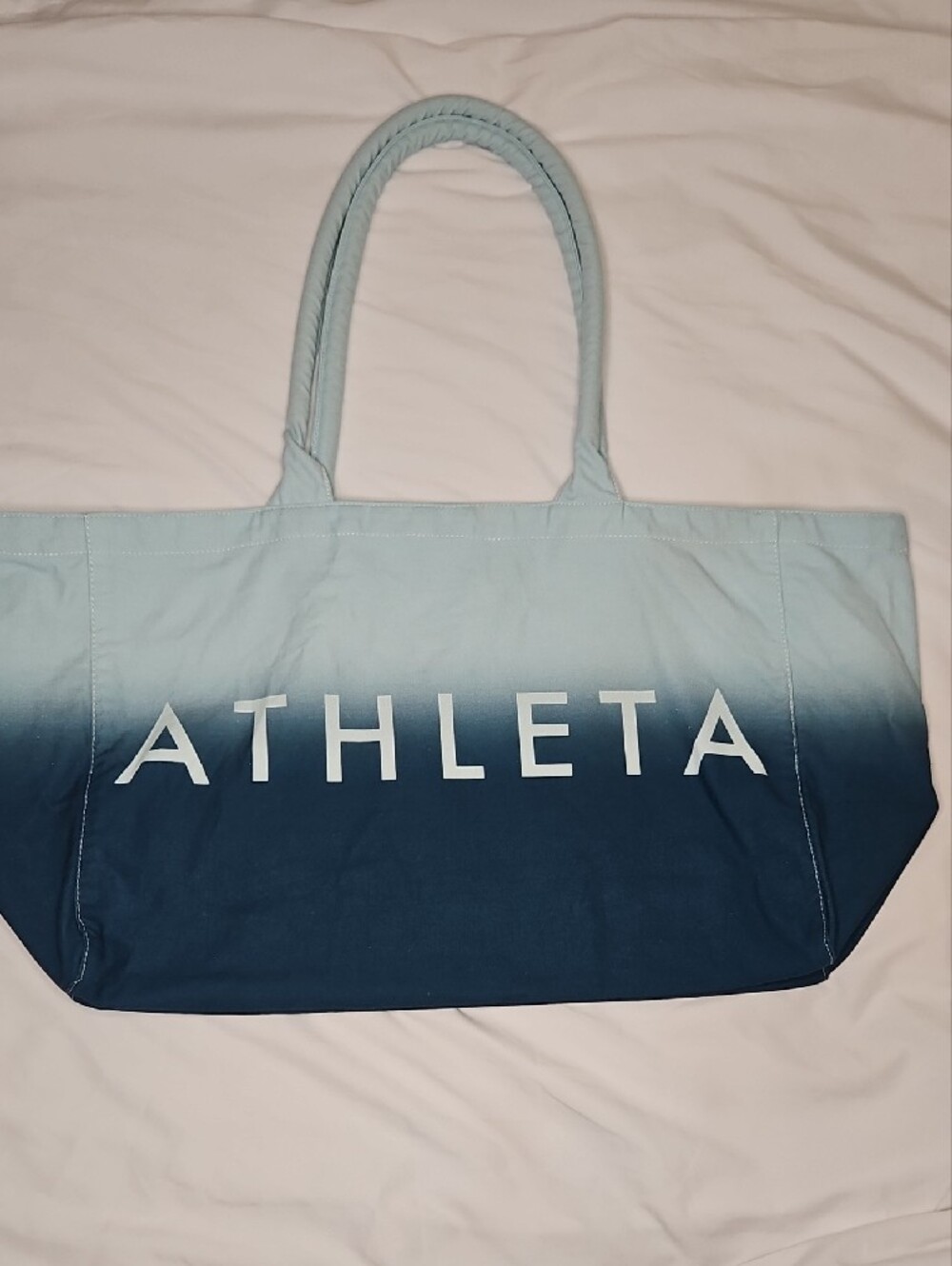 Athleta Ombre Blue Tote Bag EUC - Picture 4 of 11